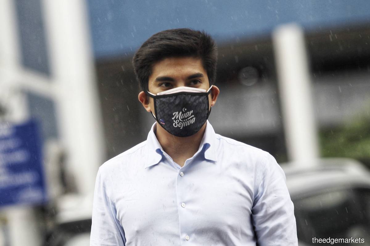Pensions of politicians are very attractive, said Syed Saddiq, which may incentivise politicians to maintain their lucrative positions despite having served for decades. (Photo by Zahid Izzani Mohd Said/The Edge)